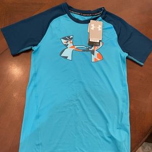 NWT youth boys underarmour shirt/ dry fit/ swimshirt
